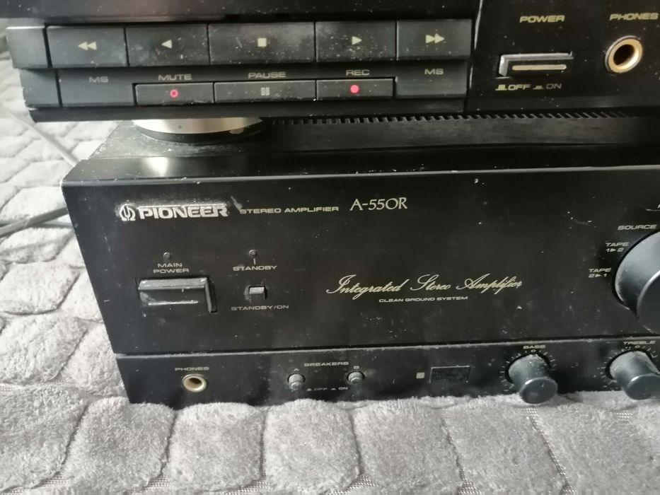 Продам комплект Pioneer  усилитель a550r деки pioneer ct w 910 тюнер F