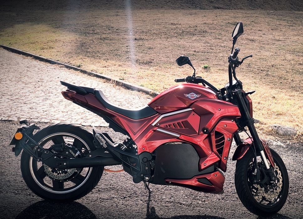 Moto Elétrica - Kingche DMG Streetfighter - com garantia e poucos km's