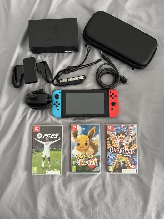 Nintendo Switch V2 128GB + Pokémon + FC 25 + Acessórios + Mala