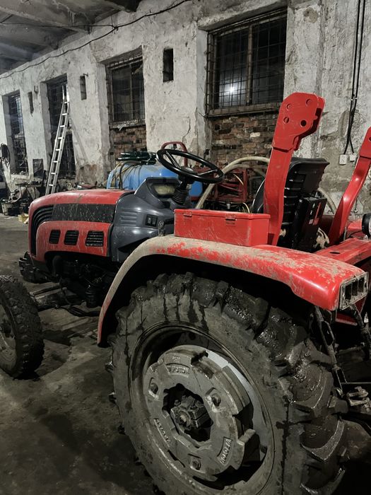 Трактор FOTON FT250A