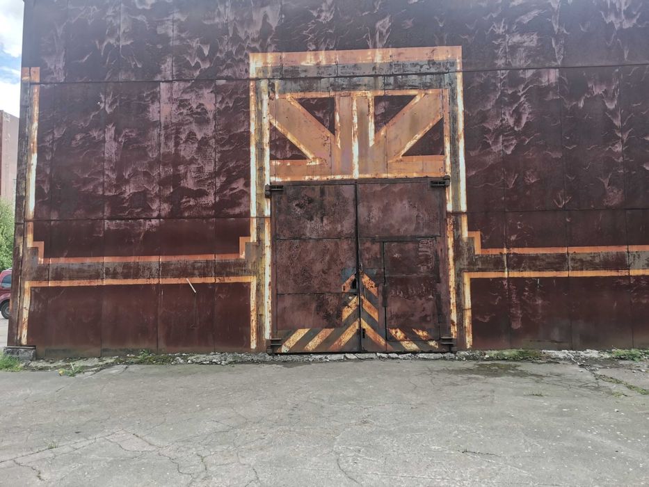 Металевий  ангар (частково або повністю)