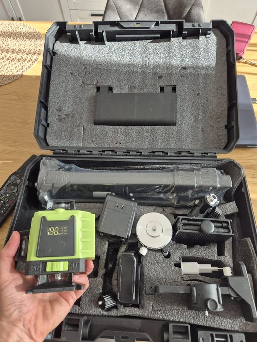 Nível laser 16 linhas com acessórios e caixa rígida