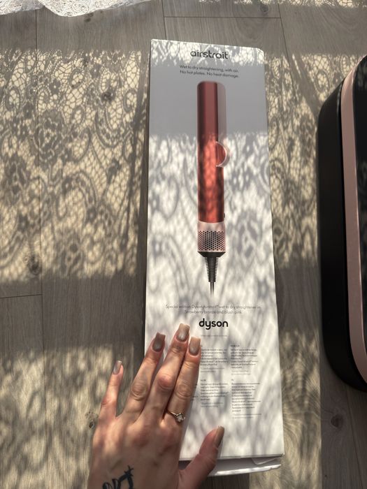 Dyson airstrait Strawberry Bronze