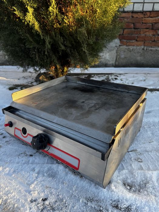 Газовий гриль , жарочна поверхня , гриль під сосиски