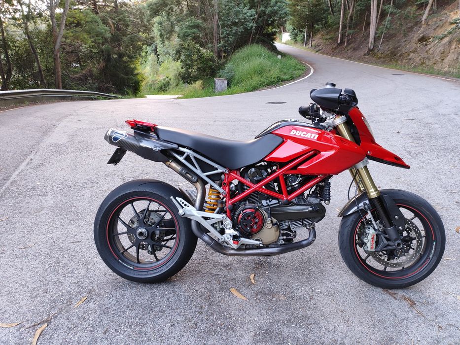 Ducati Hypermotard 1100S