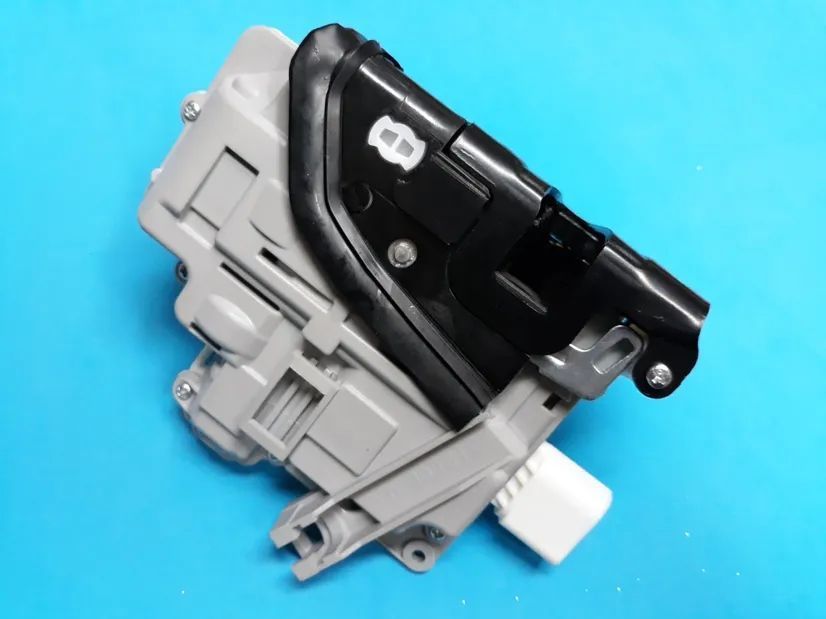 Fecho fechadura eléctrica Audi A3, A4, A6, A8 e Seat  NOVAS