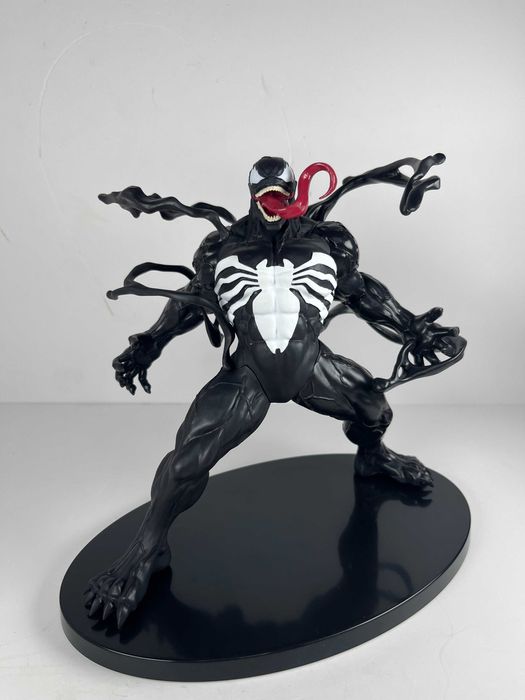 Фігурка Venom від Luminasta - Веном Едді Брок Marvel