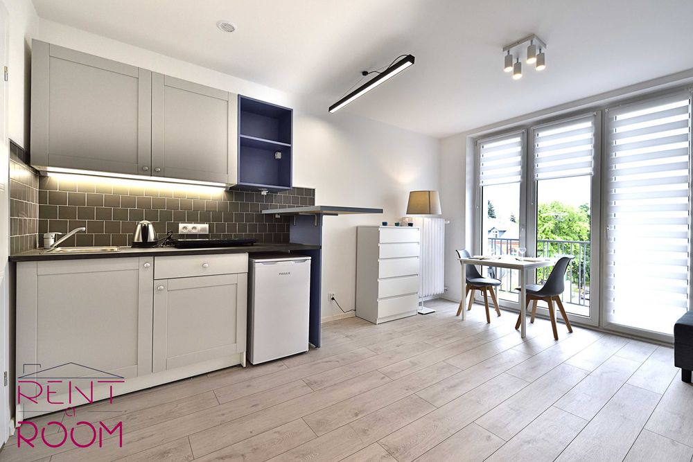 RENTAROOM.PL ENG RUS balkon Piłsudskiego Monopolis Galer Łódzk ul.Nowa