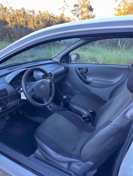 Opel corsa c 1700