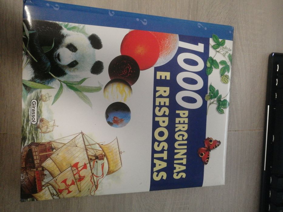 Records and Curiosities + 1,000 Questions and Answers64741220678275120