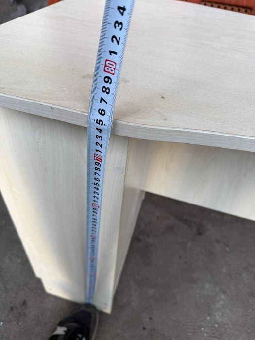 Продам Стол маникюрный, письменный 2шт