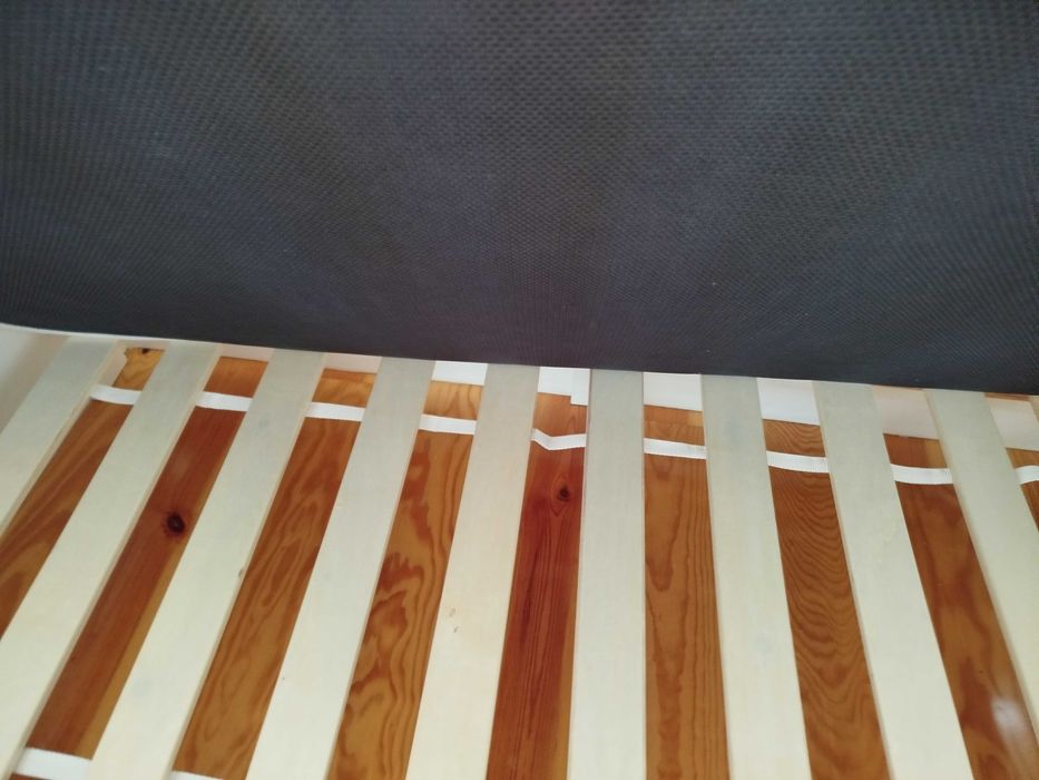 Cama nuvem de criança nova