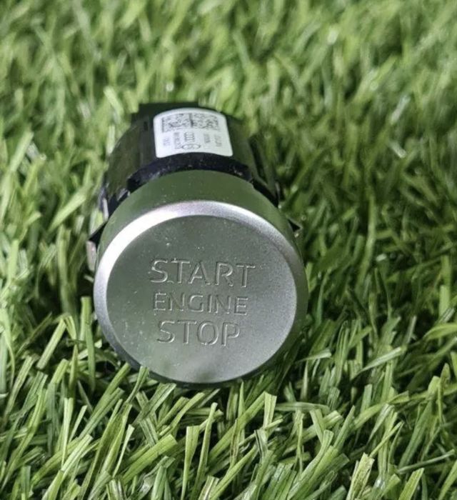 Кнопка Start-Stop Audi A4 B9 2.0