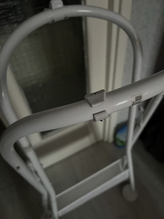 Дитяча ванночка Beaba Camele'o з підставкою