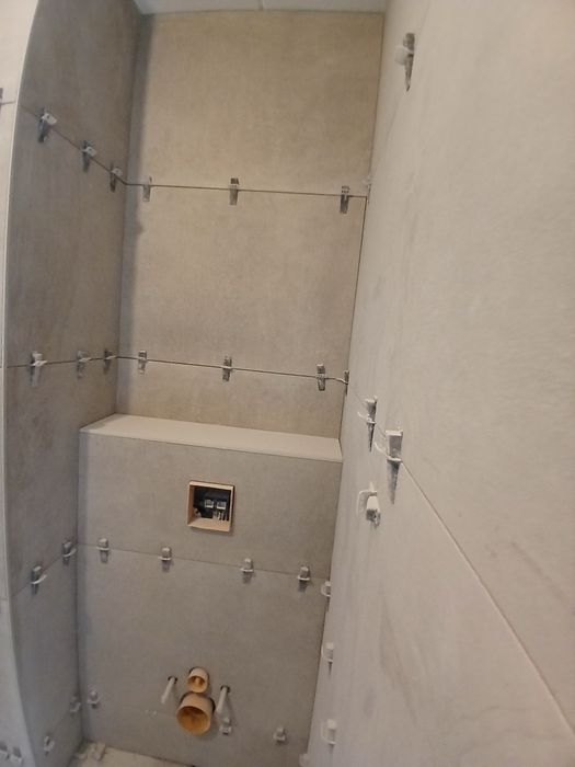 Professional Tile Layer467600925850357761
