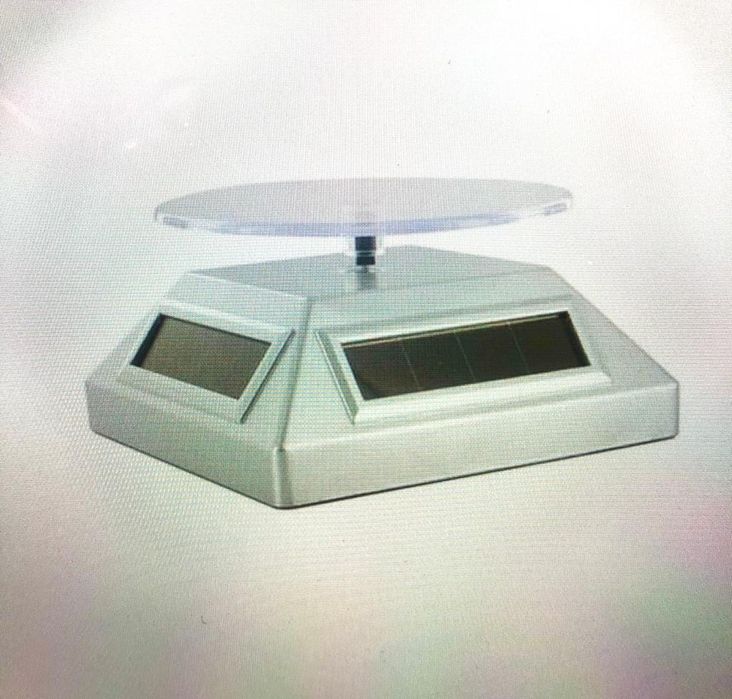 Mesa rotativa movida a energia solar