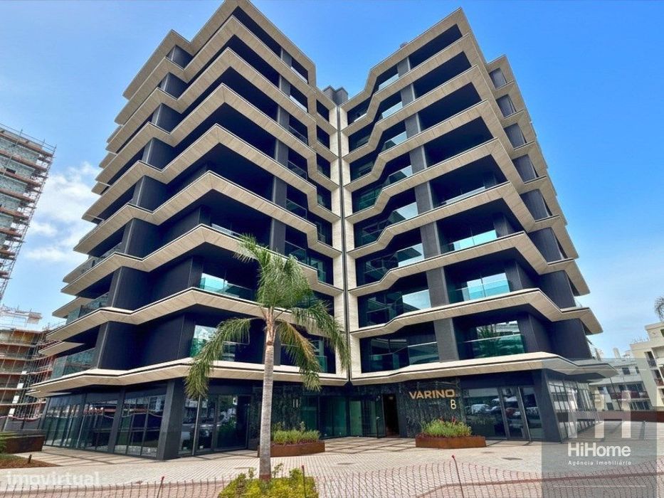 Apartamento T1 no Varino 08 com terraço de 23m2