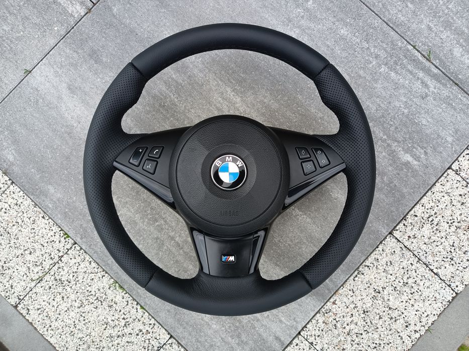 Kierownica Mpakiet BMW E60 E61 palona na guzik start stop polift FL