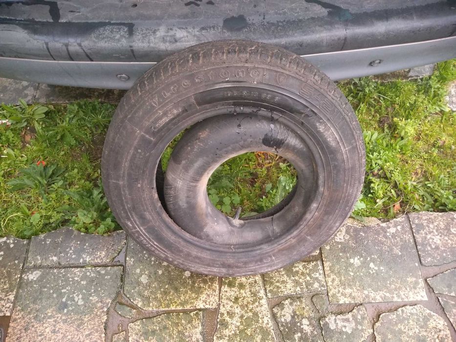 Pneu para atrelado, como NOVO!