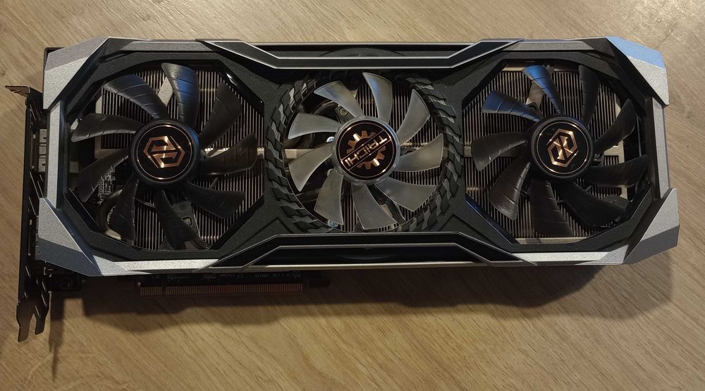Karta graficzna ASRock RX 5700 XT TAICHI OC+