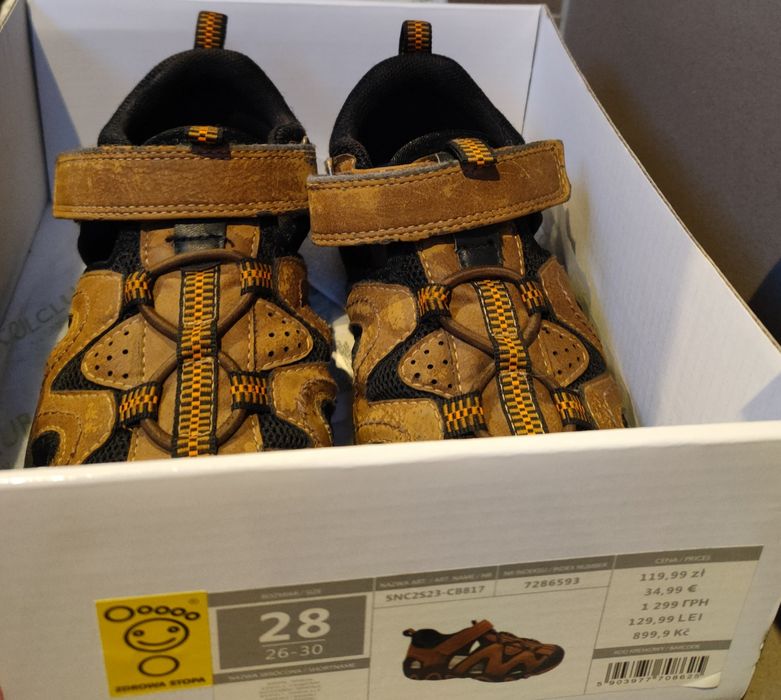 Sandałki chłopięce rozmiar 28