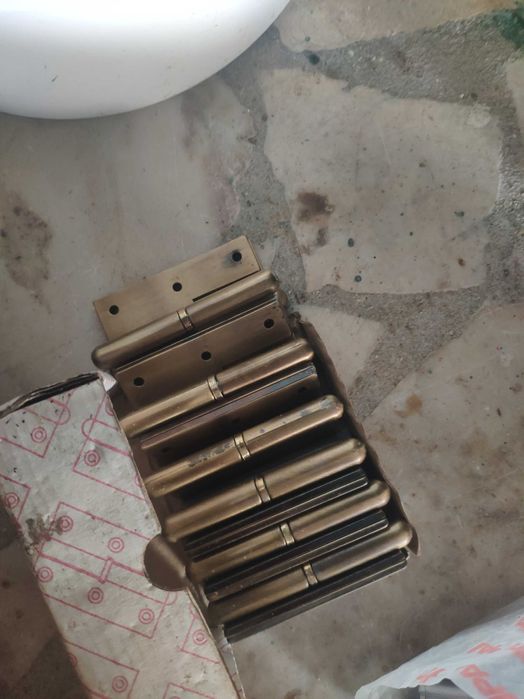 Fechaduras completas, canhões e dobradiças