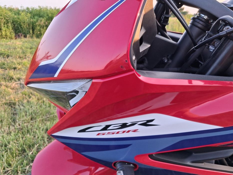 Honda CBR 650 R jak nowa