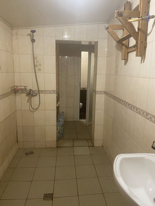 Дом  4 комнаты с бассейном