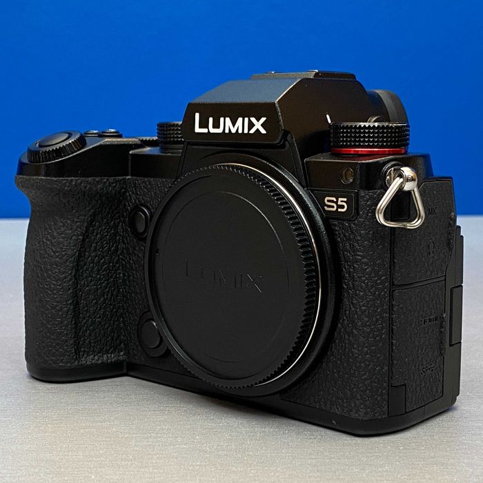 Panasonic Lumix DC-S5 (Corpo) - 24.2MP