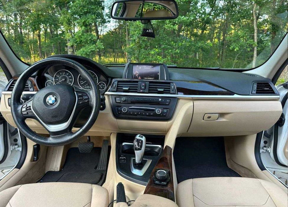 Bmw 328Xi 2014p .
