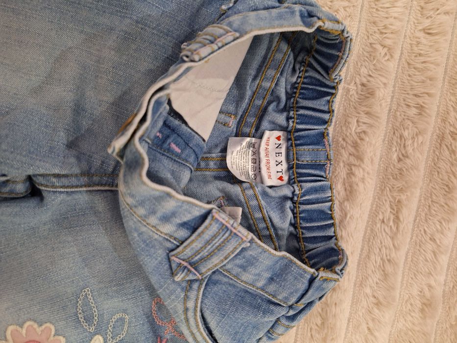 Стильні джинси на дівчинку next 86р.