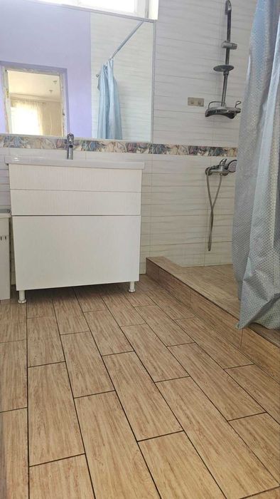 Продаж будинку 10 хв. Холодна Гора станція Хвилинка