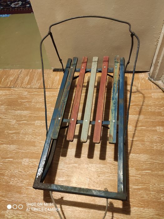 Санки детские со спинкой