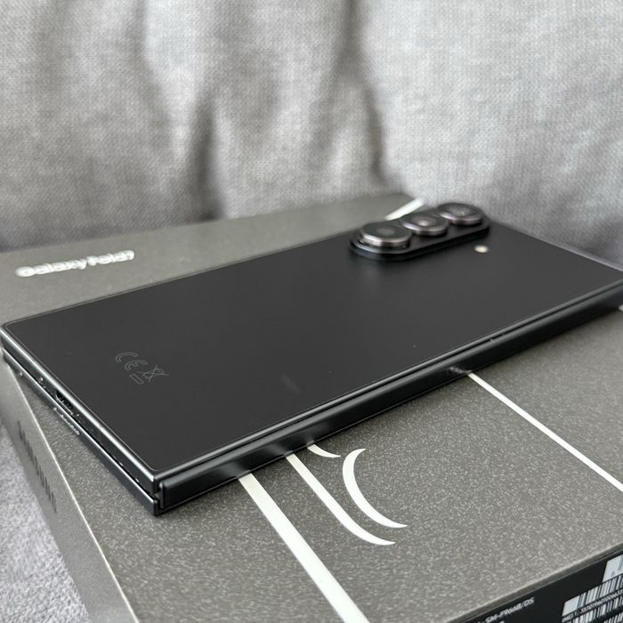 Samsung Fold 7 12/256 Официал на гарантии