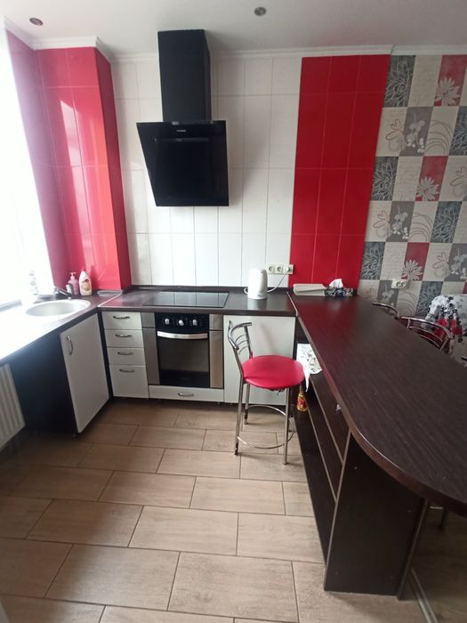 Перша здача класнючоі 2х кімн. квартири в «тихому центрі»