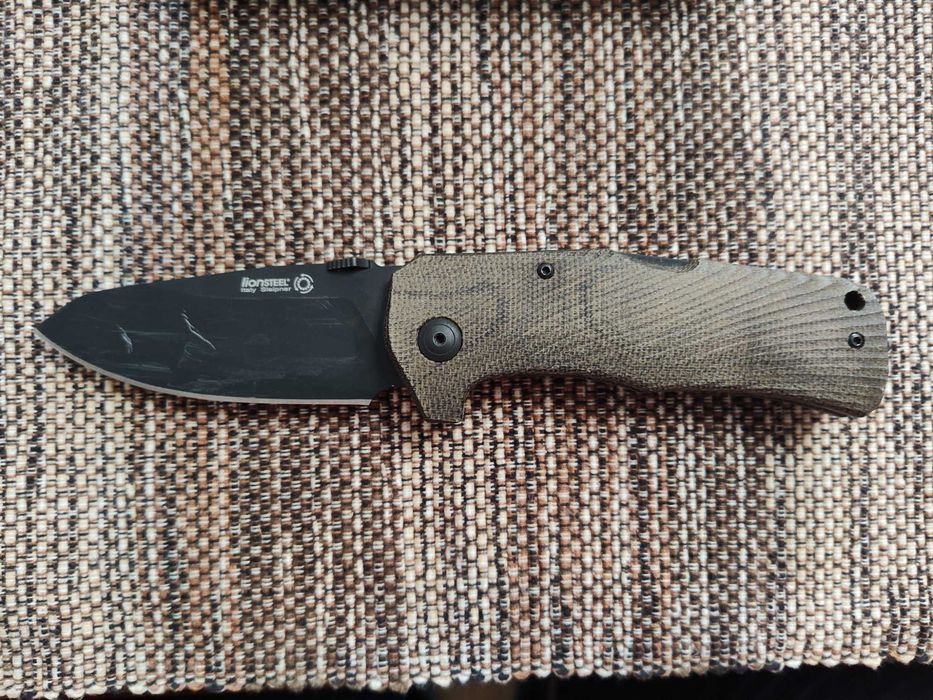LionSteel TM1 Green Canvas Micarta