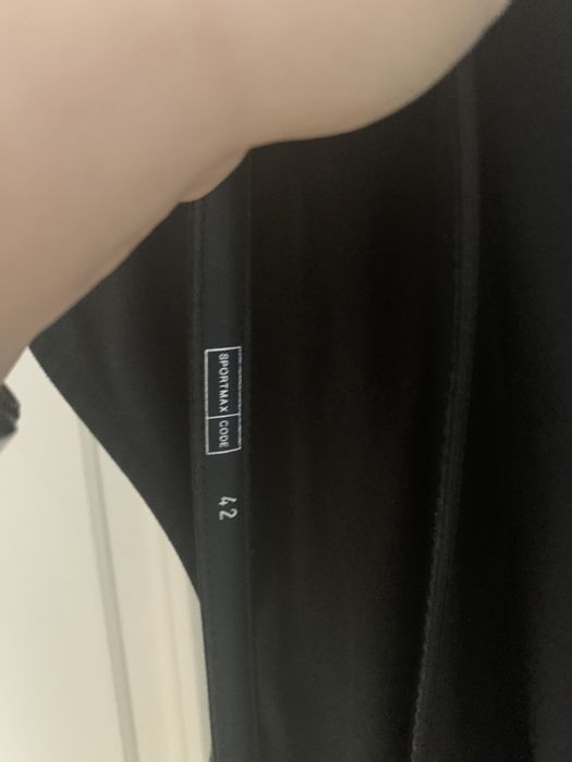 Mała czarna sukienka z Maxmara