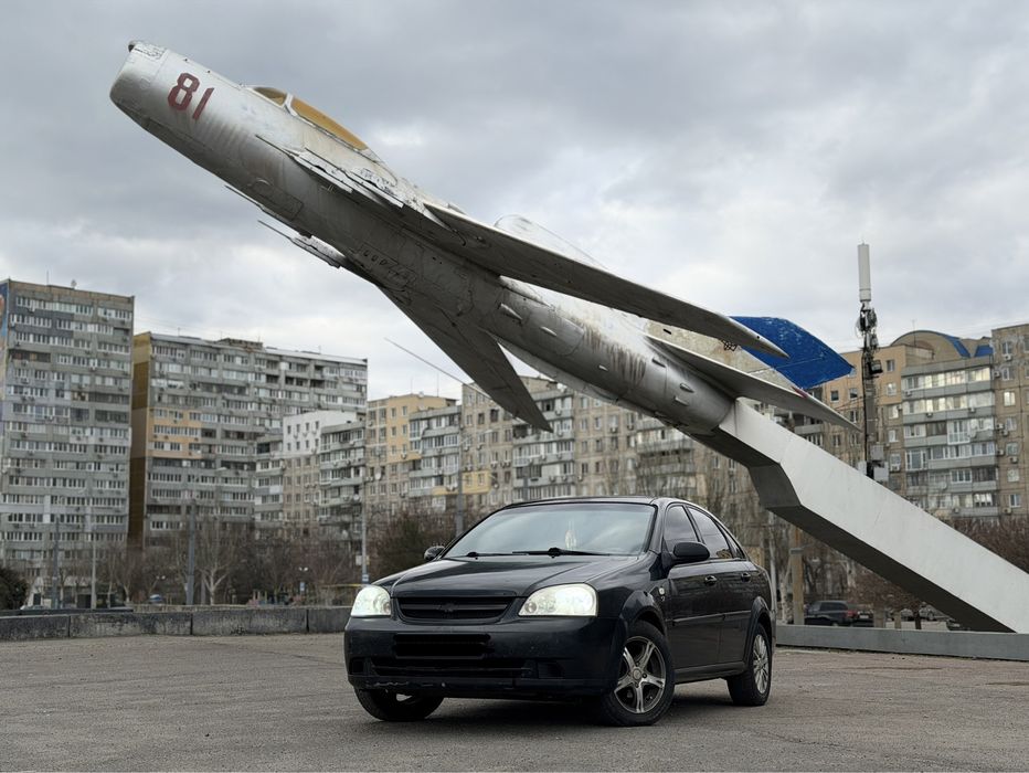 Продам Chrvralet Lacetti