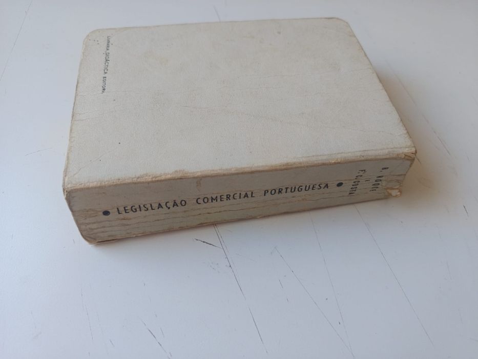 Legislação comercial portuguesa