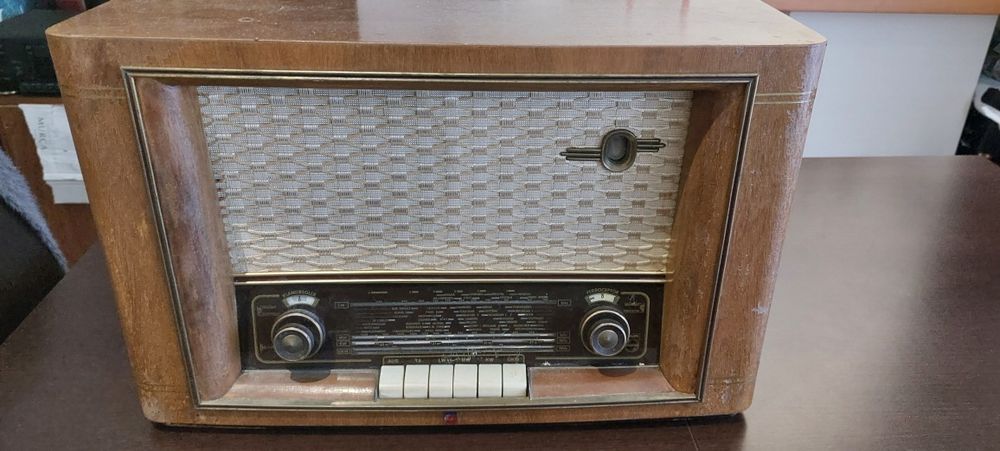Rádio Philips a válvulas