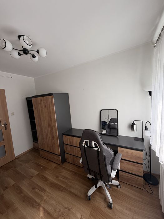 Zestaw NOWYCH mebli + fotel + 2 lampki  + lustro