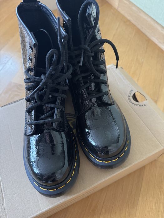 Оригінальні жіночі черевики Dr Martens