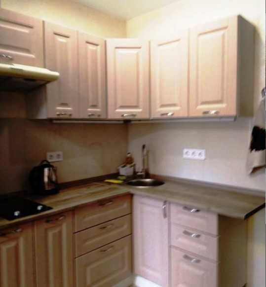 Квартира студия  в новом доме с ремонтом. Район Приморский, срочно!