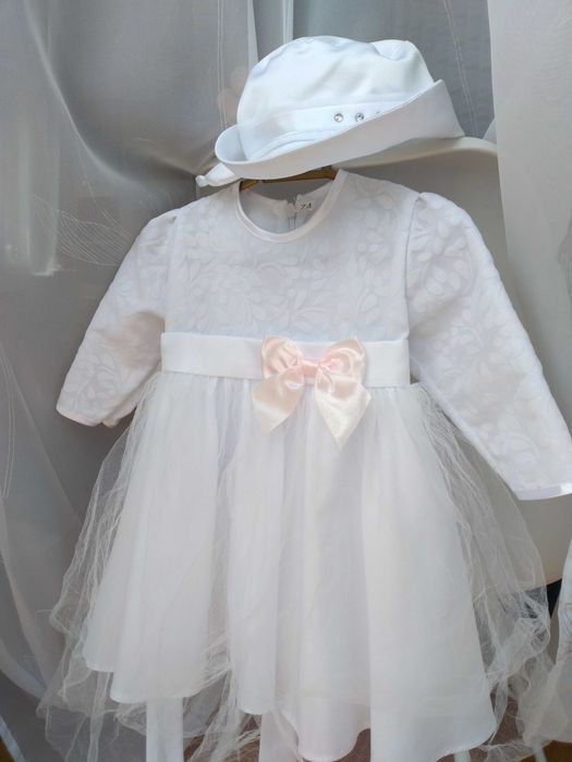 Sukienka do chrztu