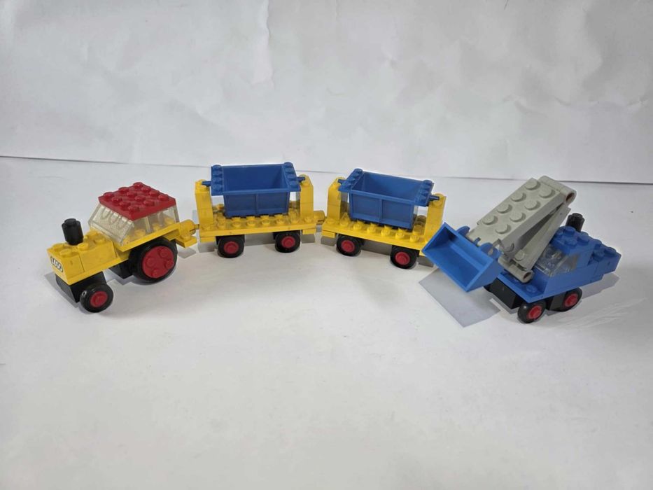 Lego Legoland Tipper Trucks and Loader Construction 686