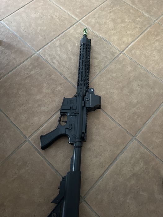 Arma airsoft look m4