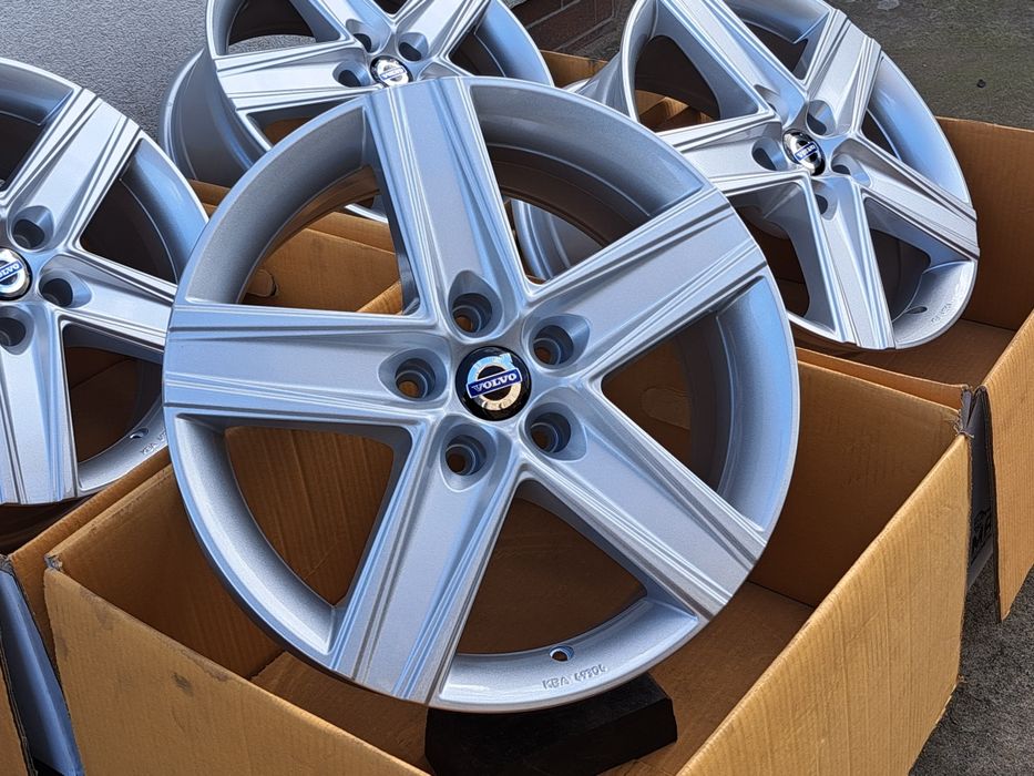 Alufelgi VOLVO 17' 5x108 S40 S60 V40 V60 V70 V90 XC40 XC60 XC70 #10
