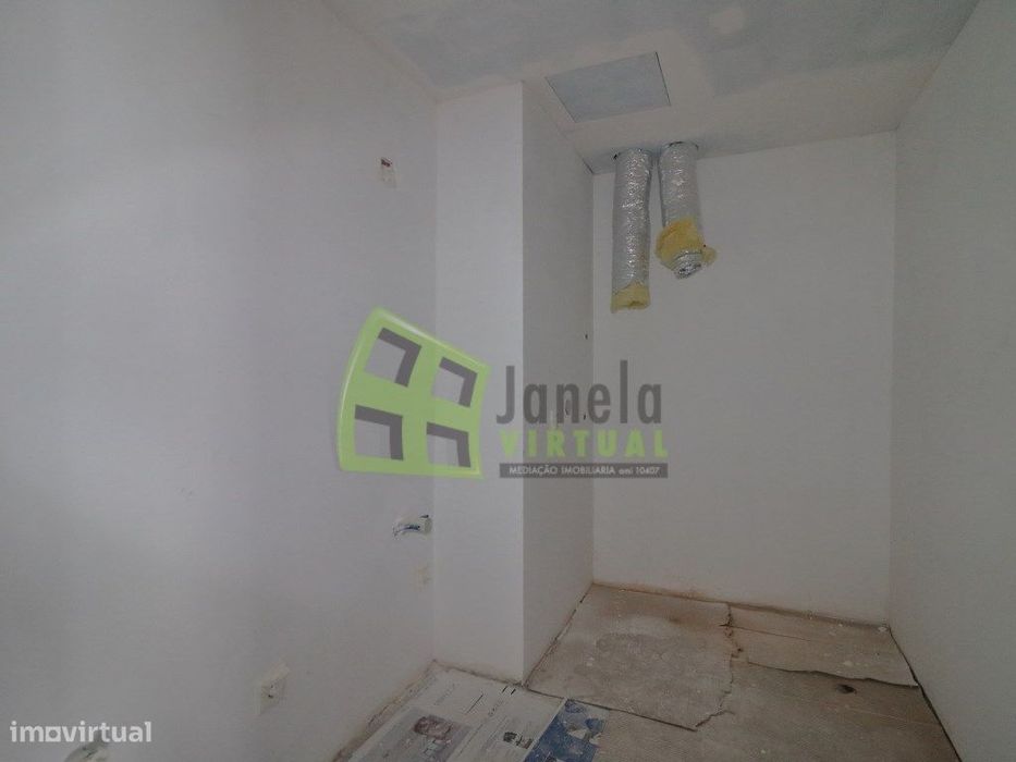 Moradia Isolada Térrea T3 com Piscina - Azeitão