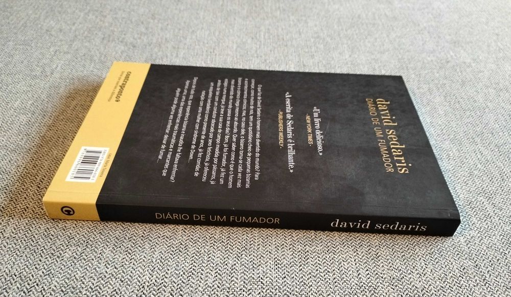 Livro "Diário de um fumador" de David Sedaris