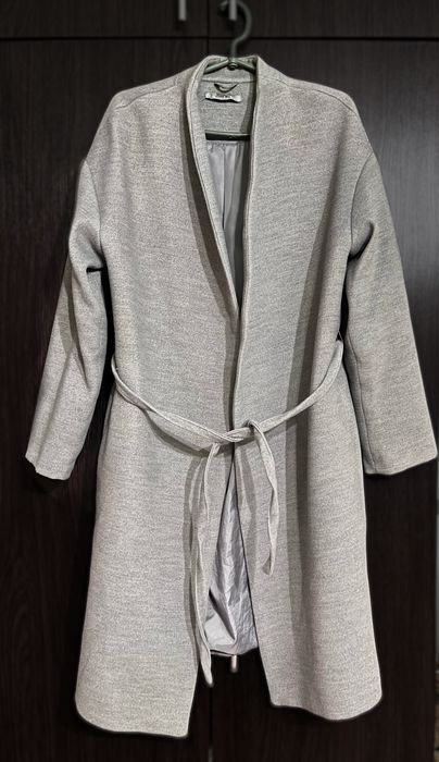 Пальто жіноче